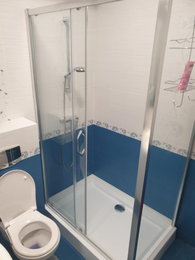 Topaz Central Apartment Bacau Ngoại thất bức ảnh