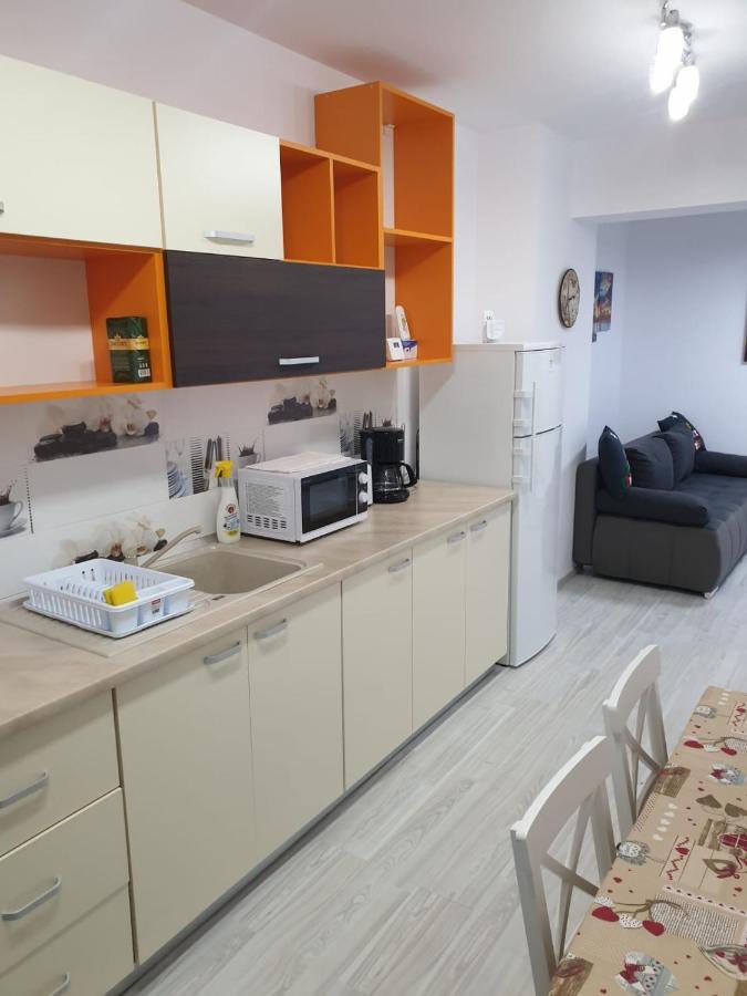 Topaz Central Apartment Bacau Ngoại thất bức ảnh